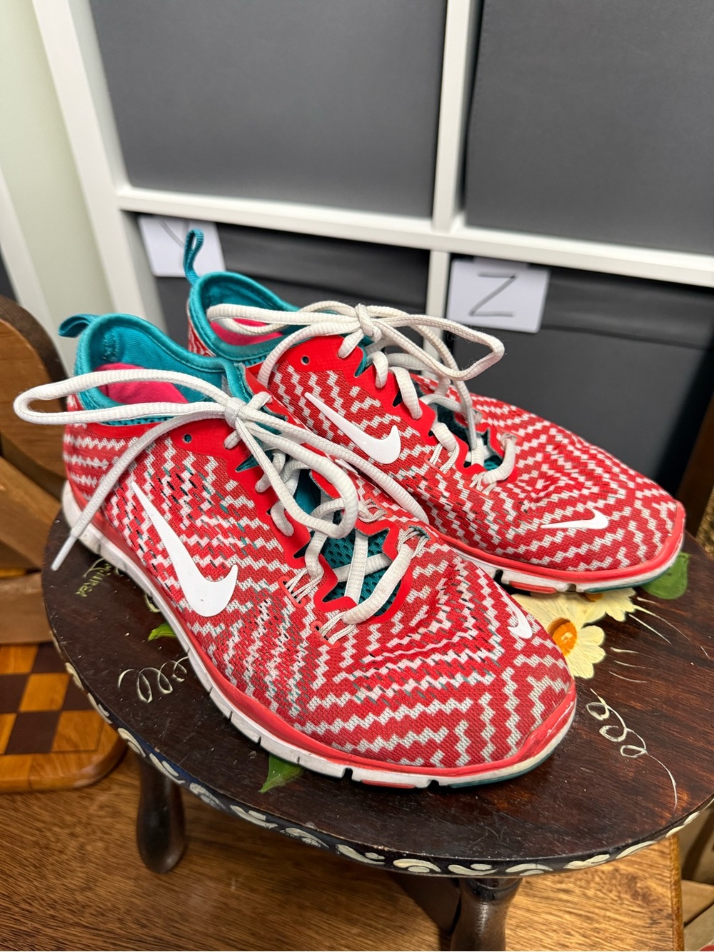 Nike Free 5.0 TR Trainer Fit Red and White Zigzag Patterned Sneakers